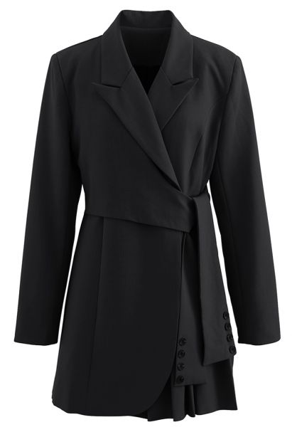 Robe blazer plissée à taille nouée et épaules dénudées en noir