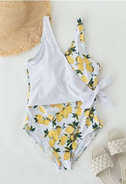 Maillot de bain jaune citron à rabat sur le devant