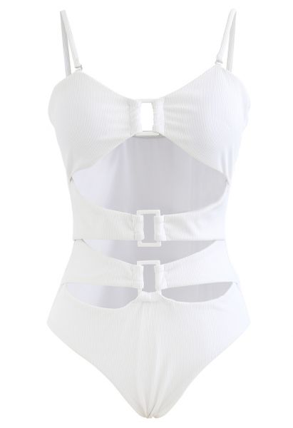 Maillot de bain blanc côtelé à découpe et boucle