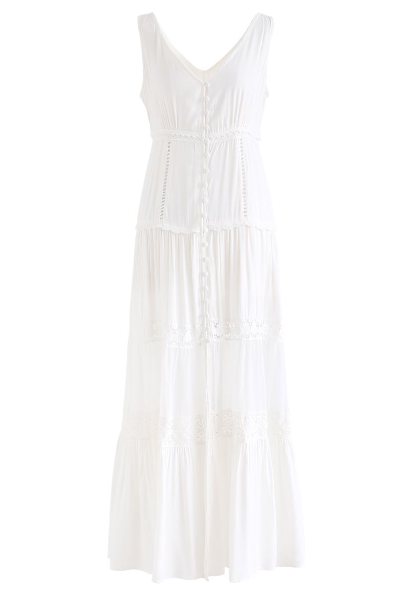 Robe longue sans manches boutonnée à bordures en crochet en blanc