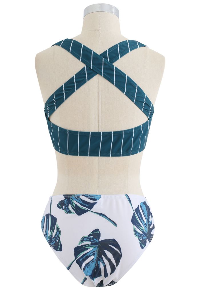 Ensemble de bikini feuille tropicale à imprimé rayé et dos croisé