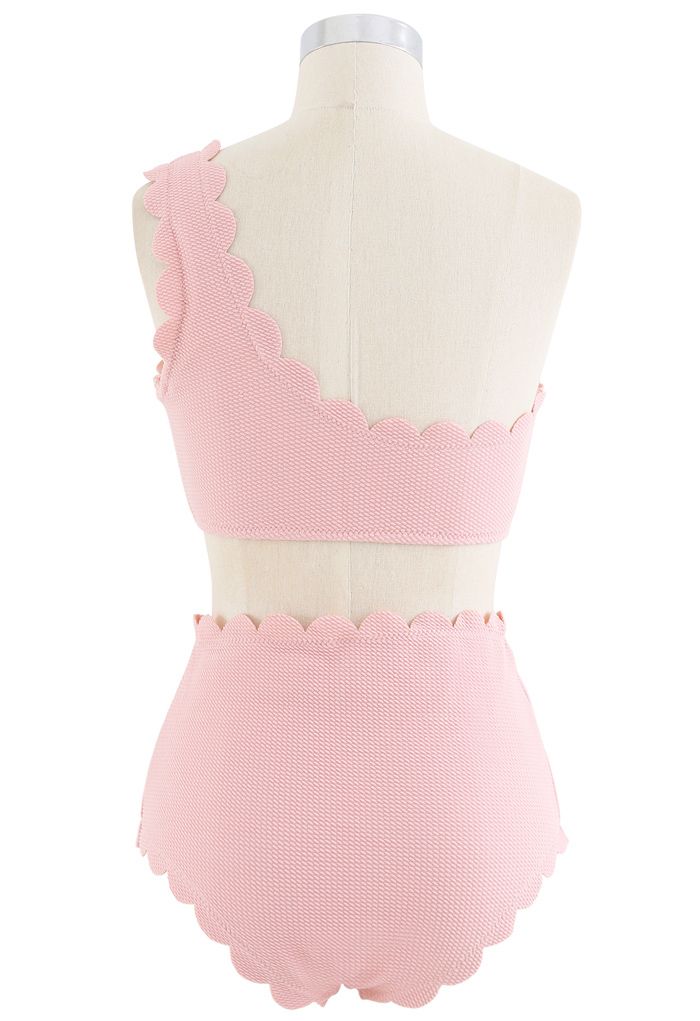 Ensemble de bikini festonné à une épaule en rose