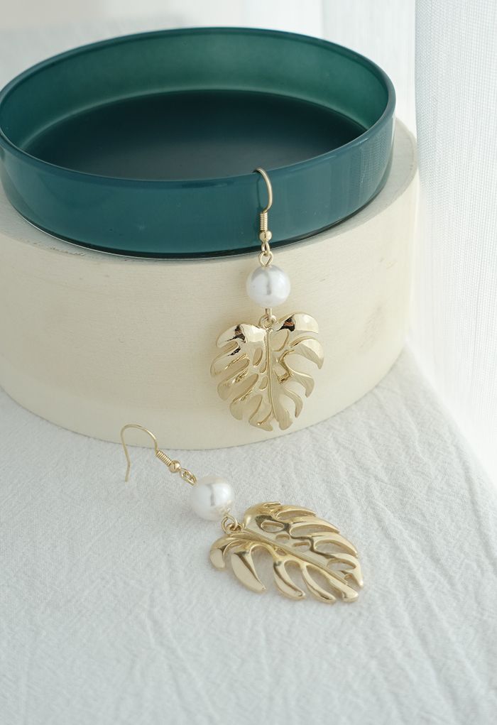 Pendants d'oreilles feuille tropicale et perle