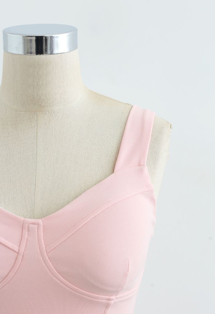 Soutien-gorge de sport camisole à faible impact avec coutures en rose nude