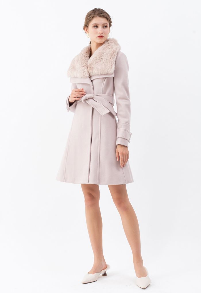 Manteau en Laine Mélangée à Revers Larges en Fausse Fourrure en Rose