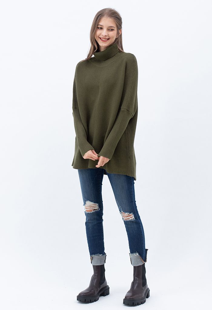 Pull sans effort chic à col roulé et manches chauve-souris en vert armée