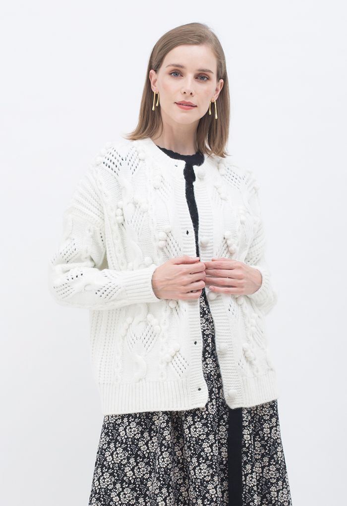 Cardigan en Tricot Évidé Tresse à Pompons en Blanc