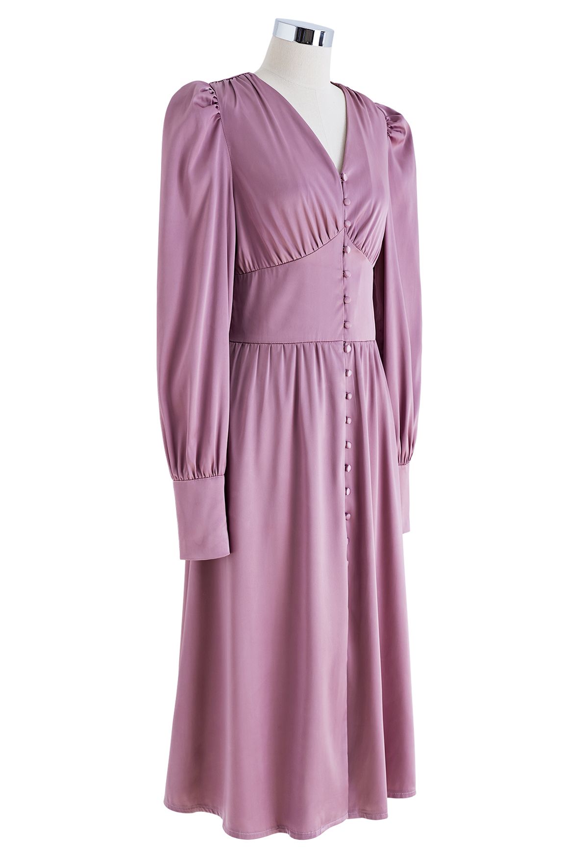 Robe mi-longue en satin boutonnée à manches bouffantes en lilas