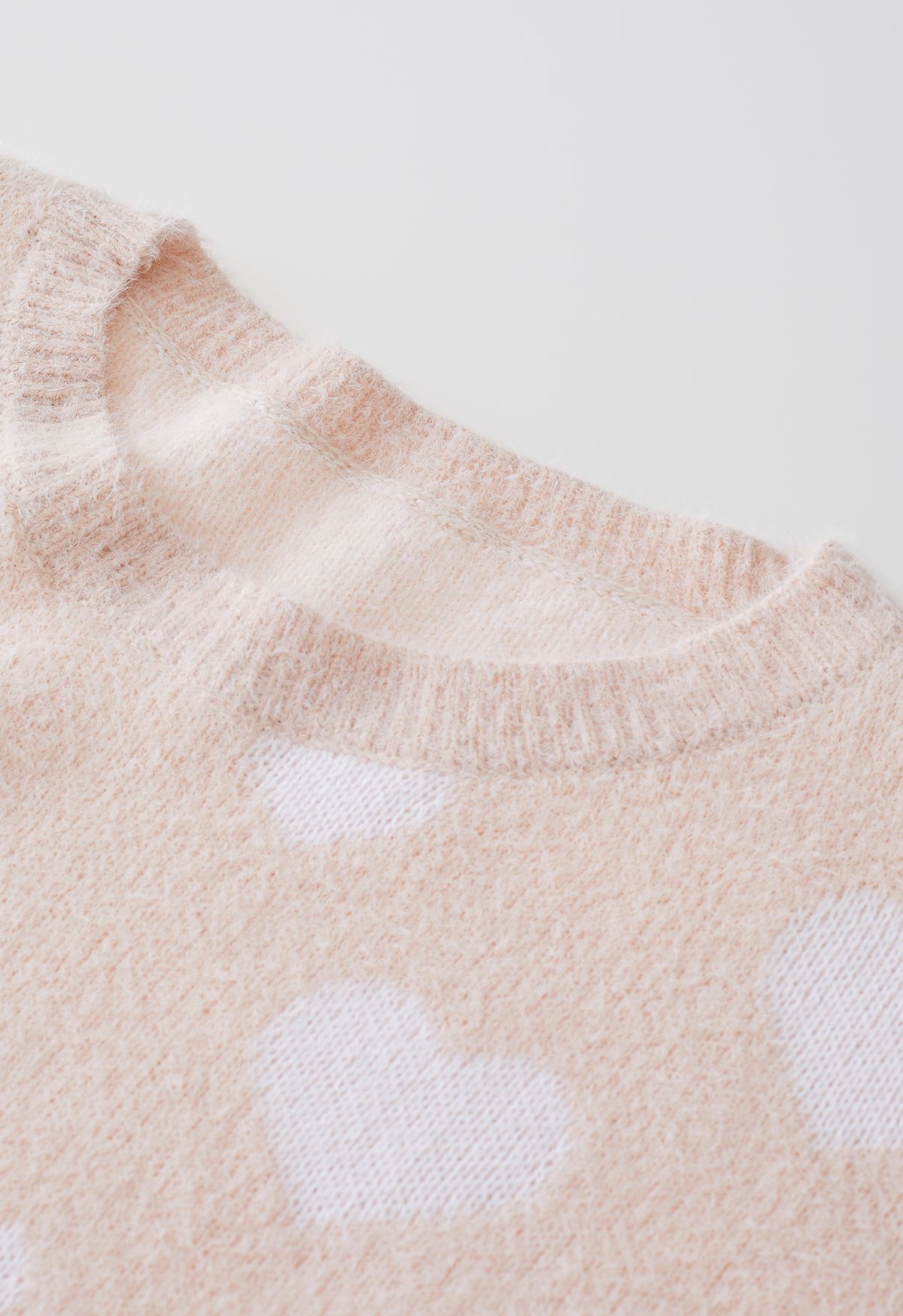 Pull en Tricot Fuzzy Contrast Heart en Rose Nude