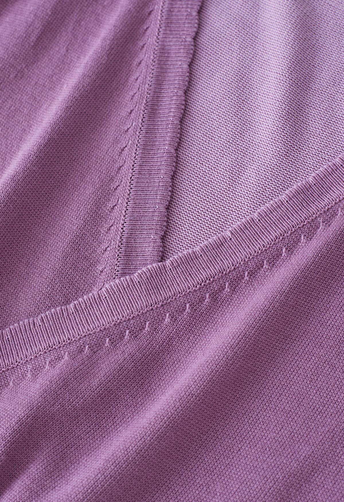 Embrassez une robe tricotée souple en lilas