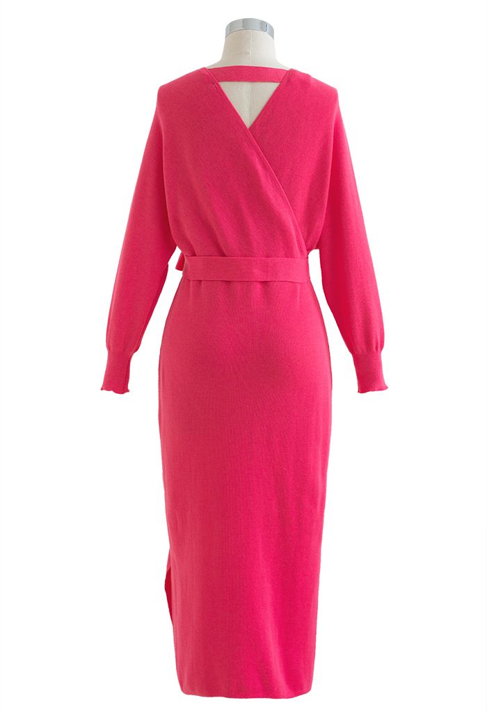 Robe en maille mi-longue enveloppée à manches chauve-souris en rose vif