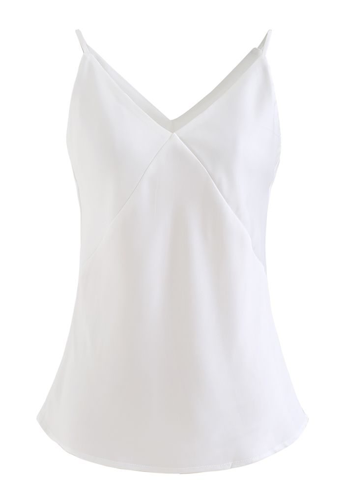 Débardeur camisole en satin à col en V en blanc