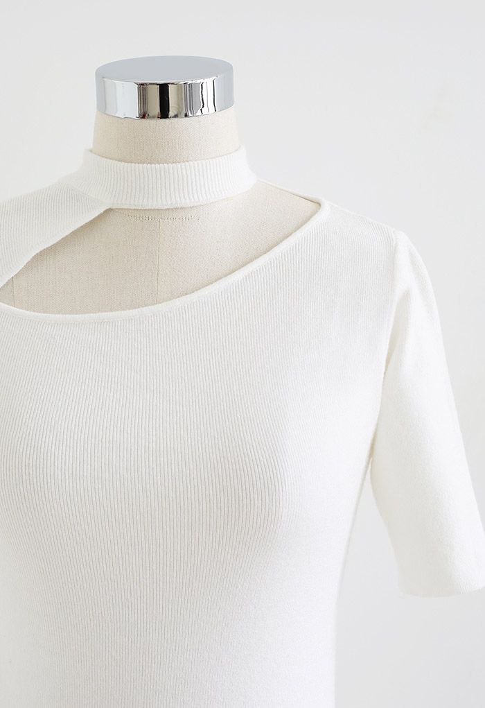 Haut en Tricot Découpé à Col Halter et Manches Courtes en Blanc