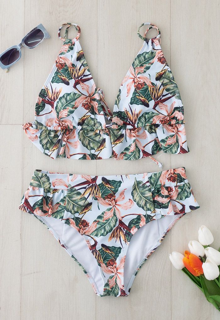 Ensemble de bikini triangle à volants et imprimé tropical