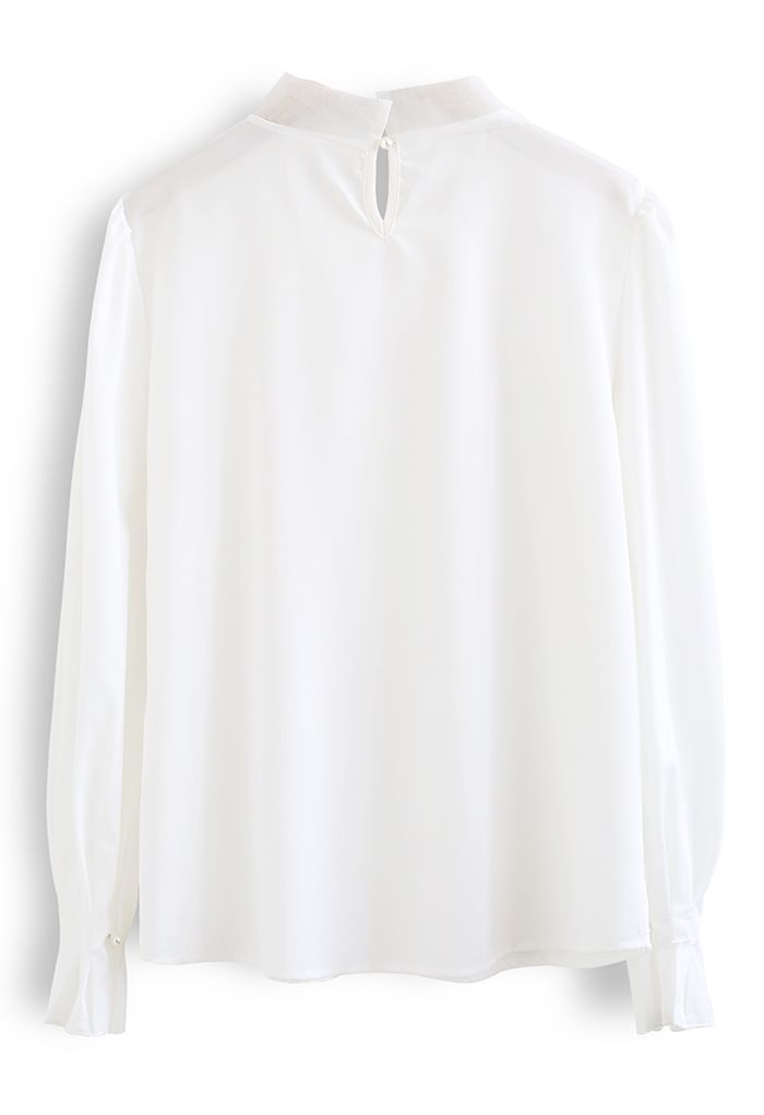 Chemise en Satin Nœud Papillon en Maille Nacrée en Blanc