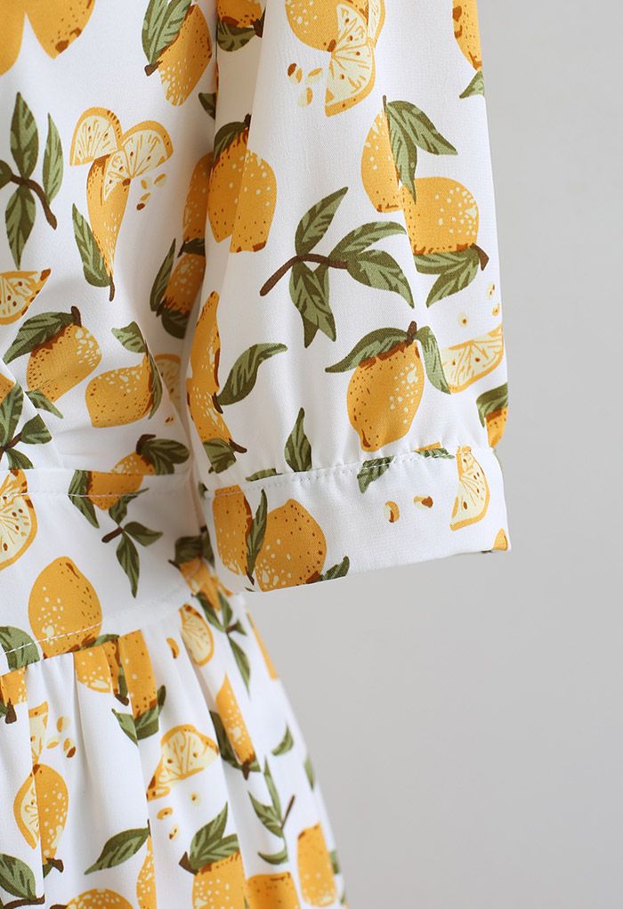 Robe portefeuille à volants et imprimé citron d'été