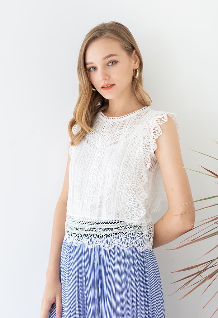 Haut sans manches en dentelle au crochet en blanc