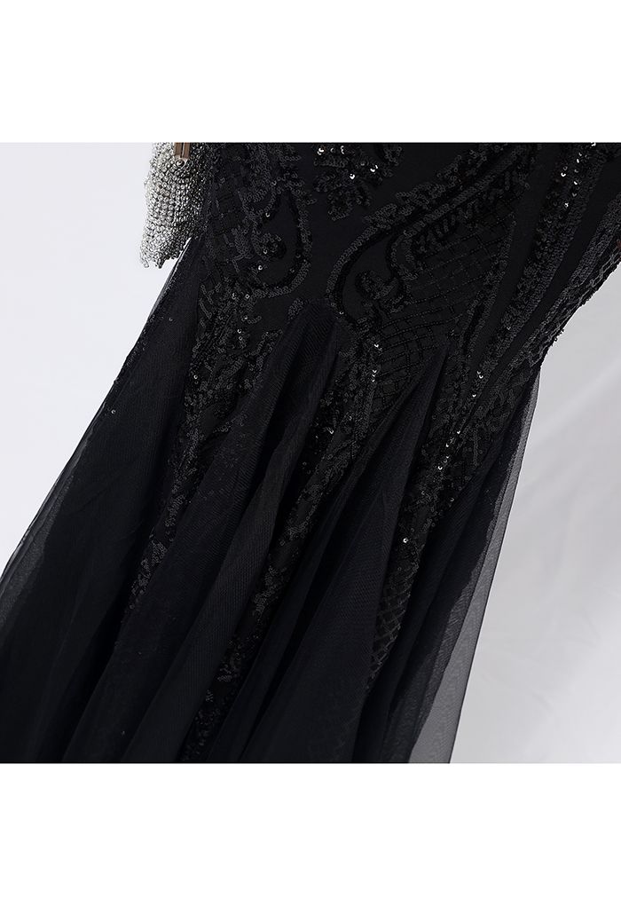 Robe en maille à sequins et treillis floral à une épaule en noir