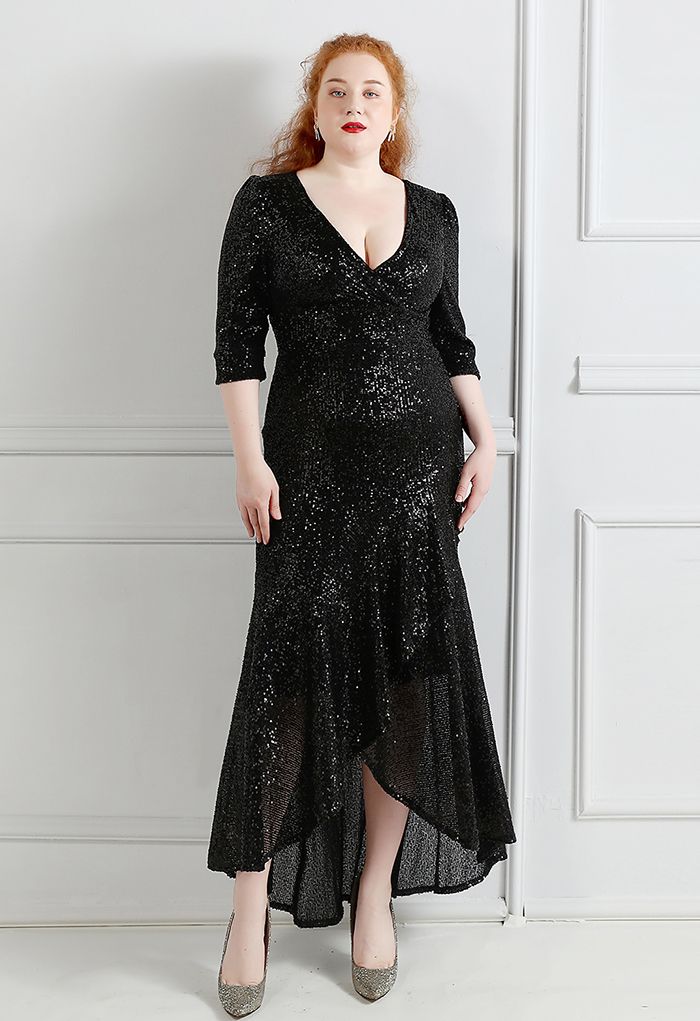 Robe à sequins à volants et manches coudées en noir