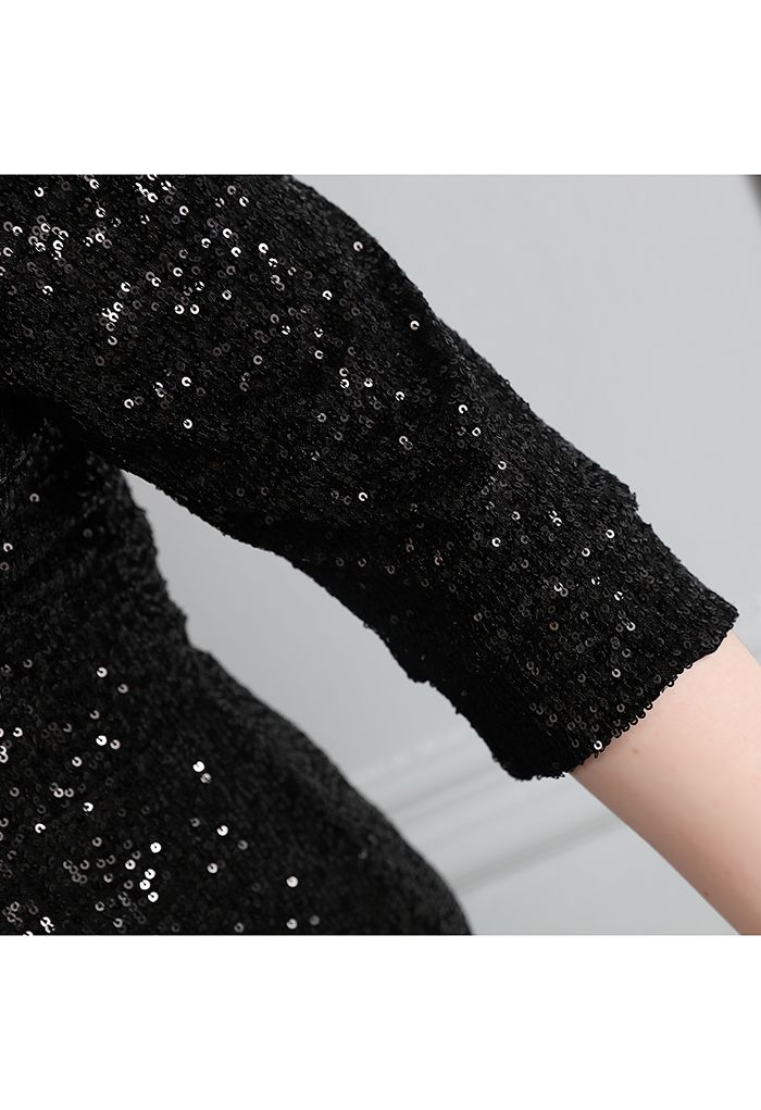 Robe à sequins à volants et manches coudées en noir