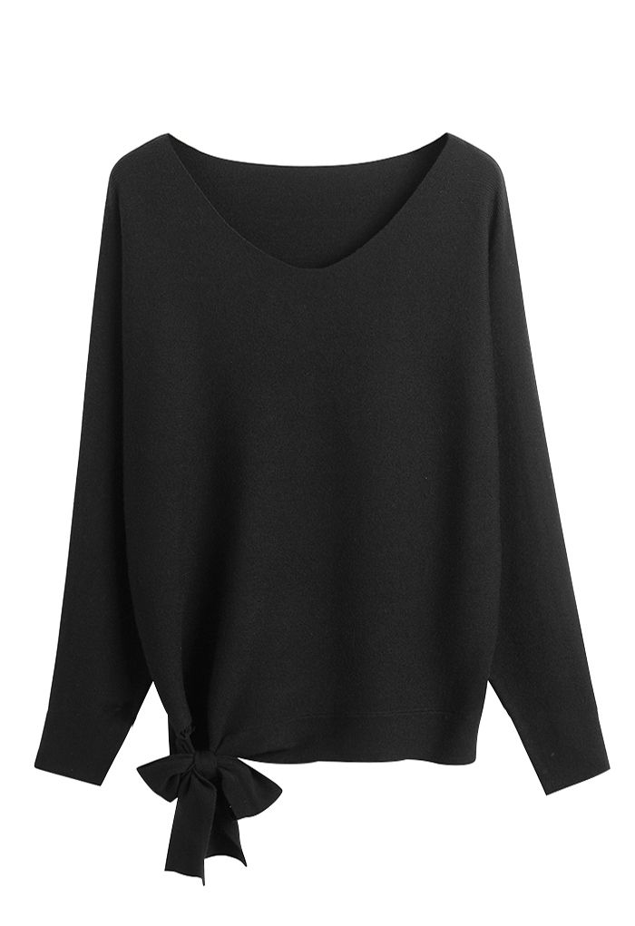 Pull oversize à manches chauve-souris et nœud papillon en noir