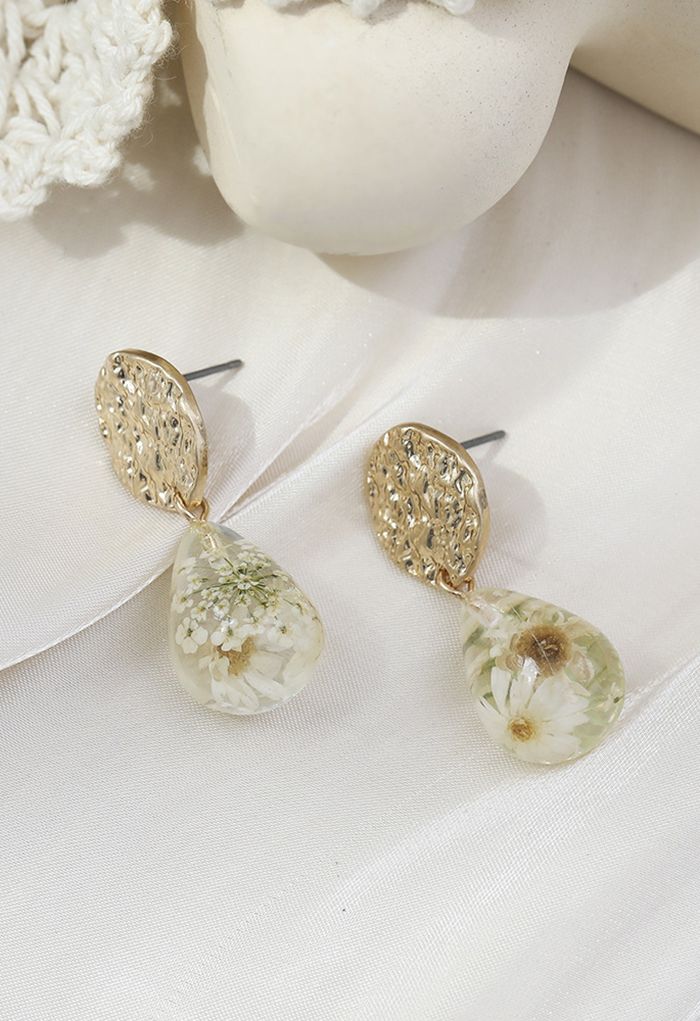 Boucles d'oreilles fleurs séchées en forme de goutte