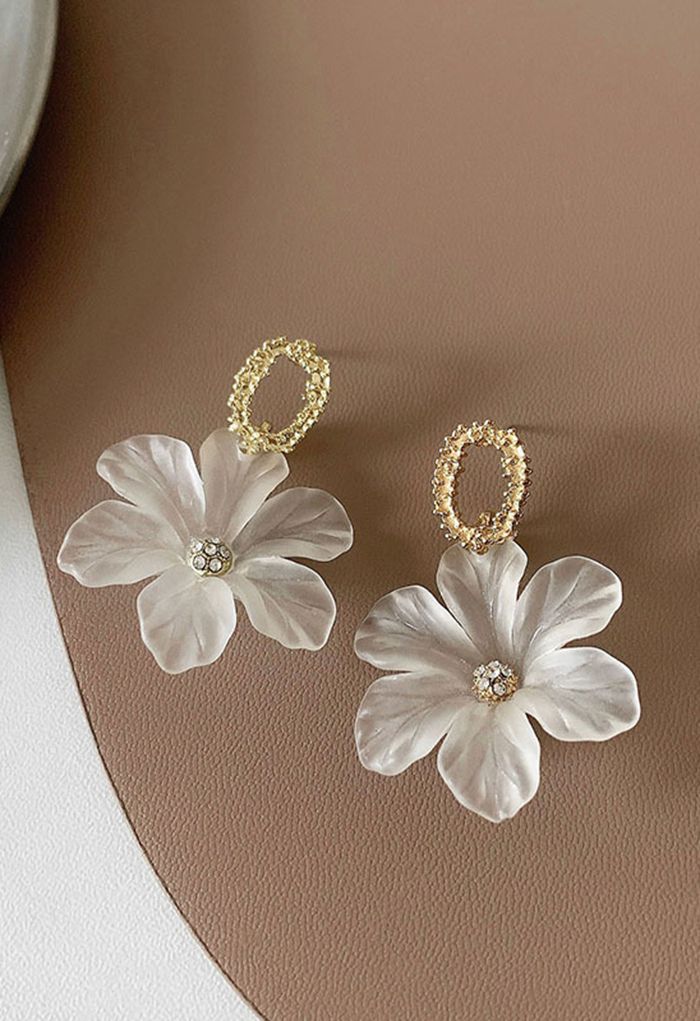 Boucles d'oreilles florales en acrylique translucide