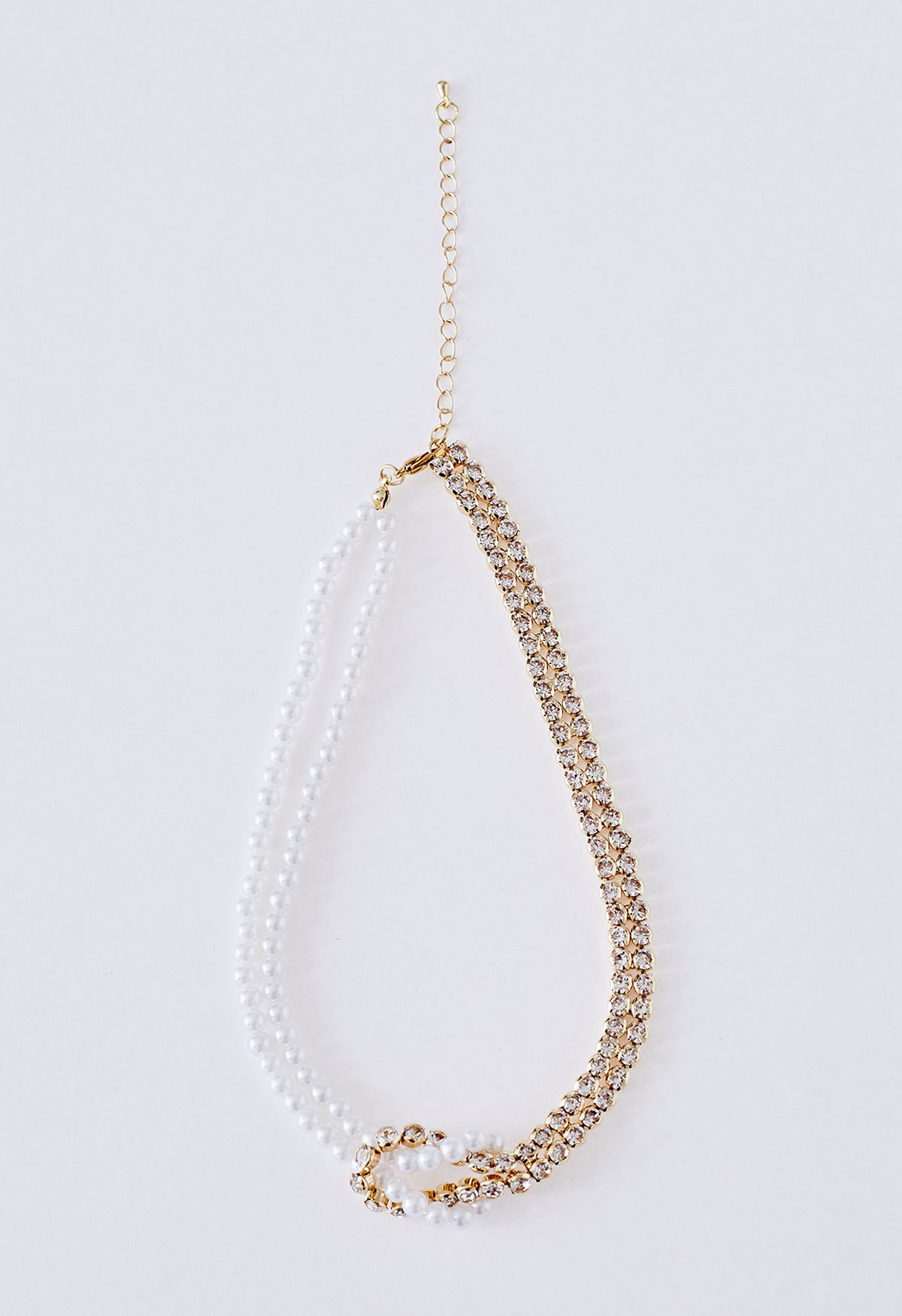 Diamond Inserted Spliced Pearl Necklace