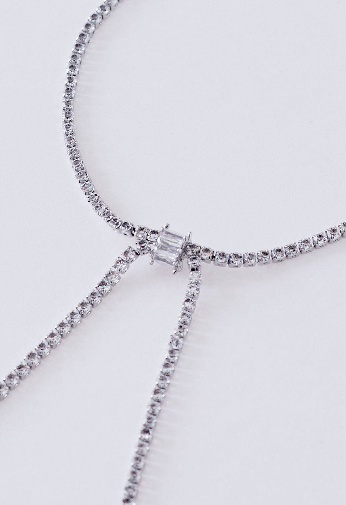 Collier Clavicule Noué Plein de Diamants