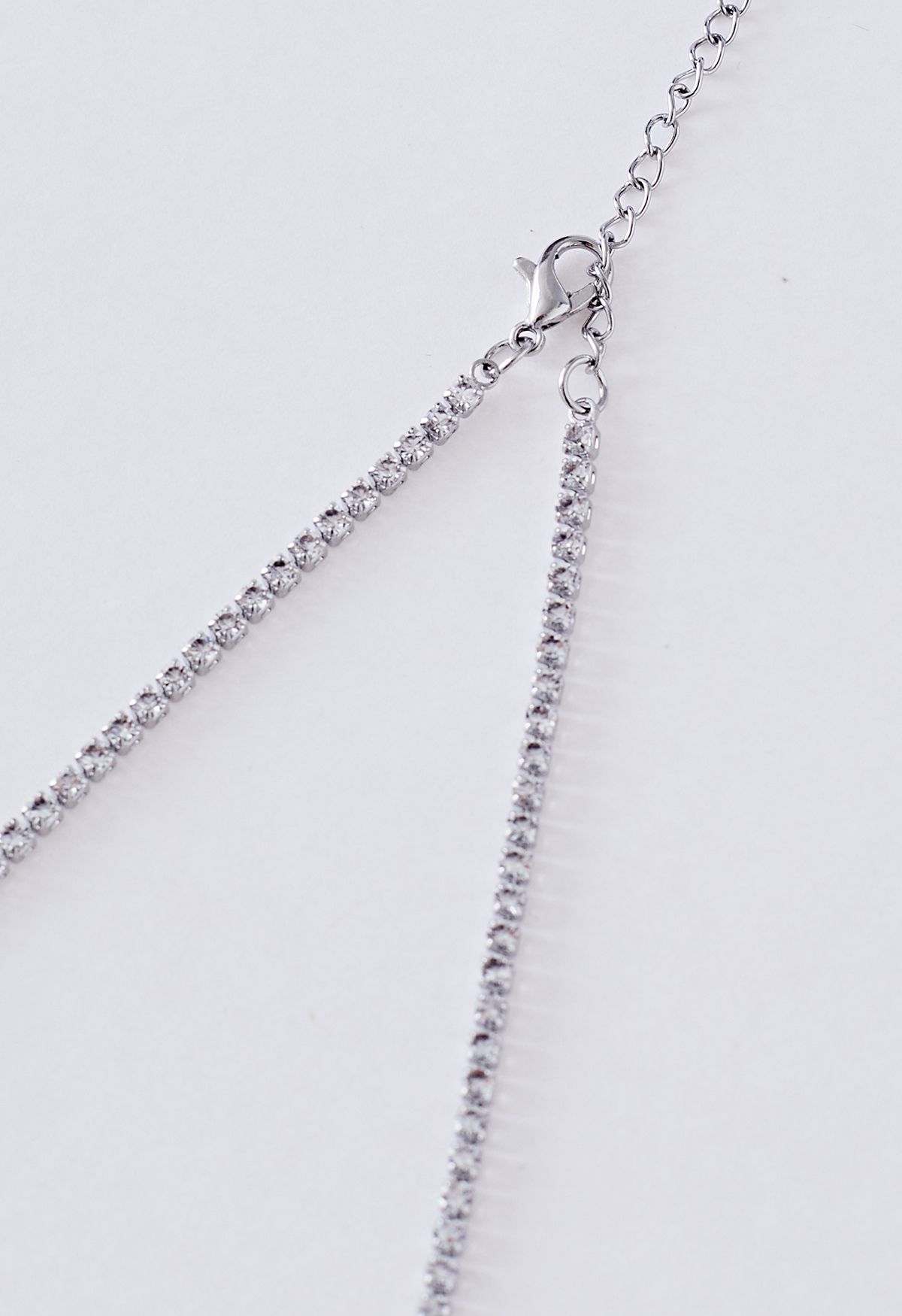 Collier Clavicule Noué Plein de Diamants