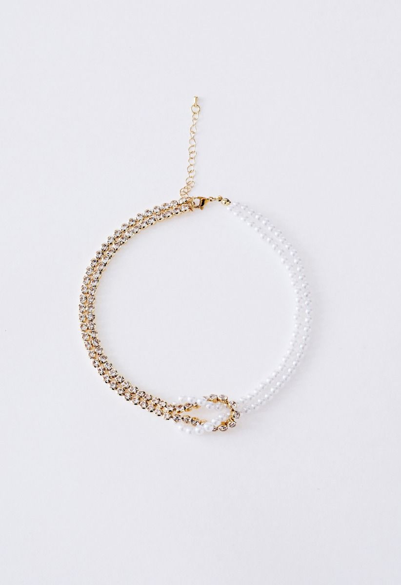 Diamond Inserted Spliced Pearl Necklace