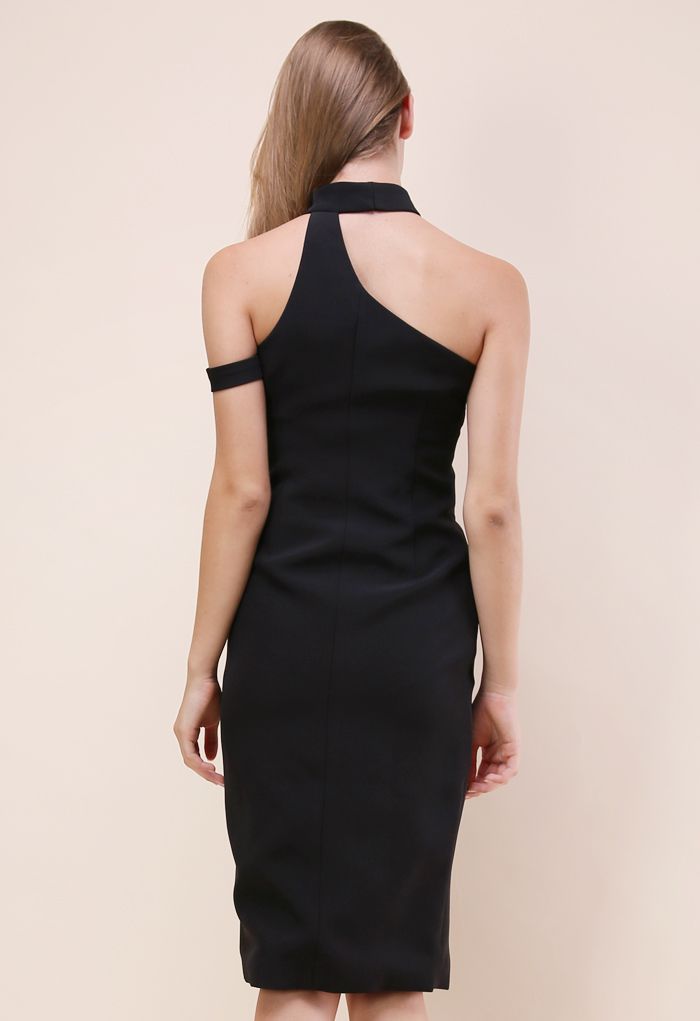 Robe branchée avec Collier en Noir