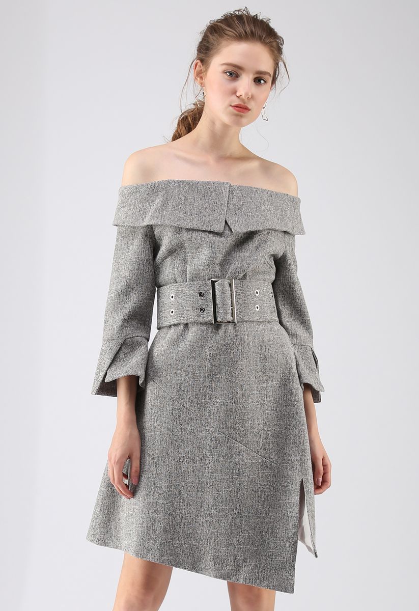 Robe asymétrique d'attraction spéciale en gris