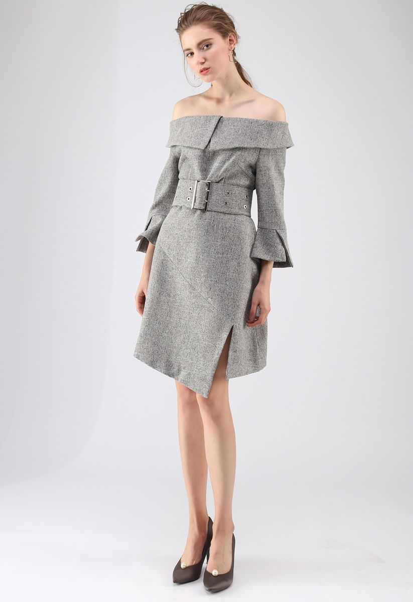 Robe asymétrique d'attraction spéciale en gris