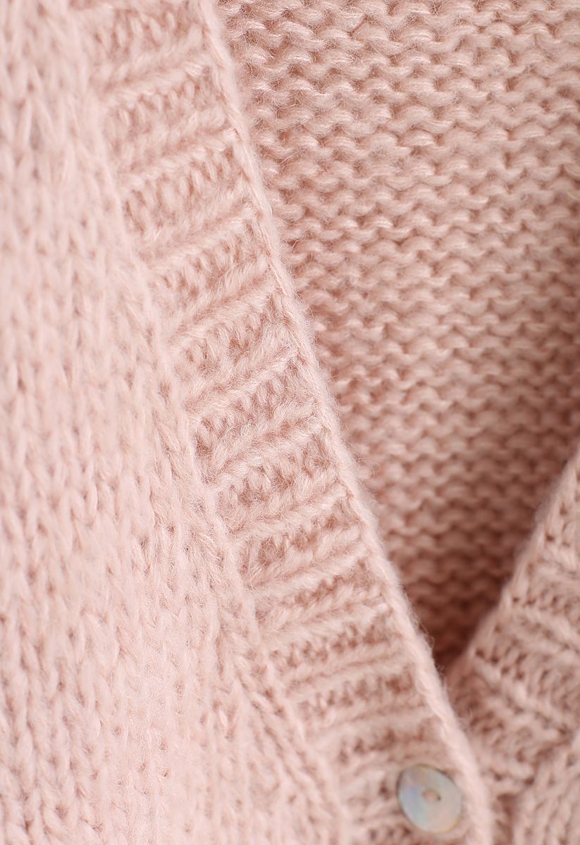 Pause pour le confortable cardigan en tricot à la main Chunky rose