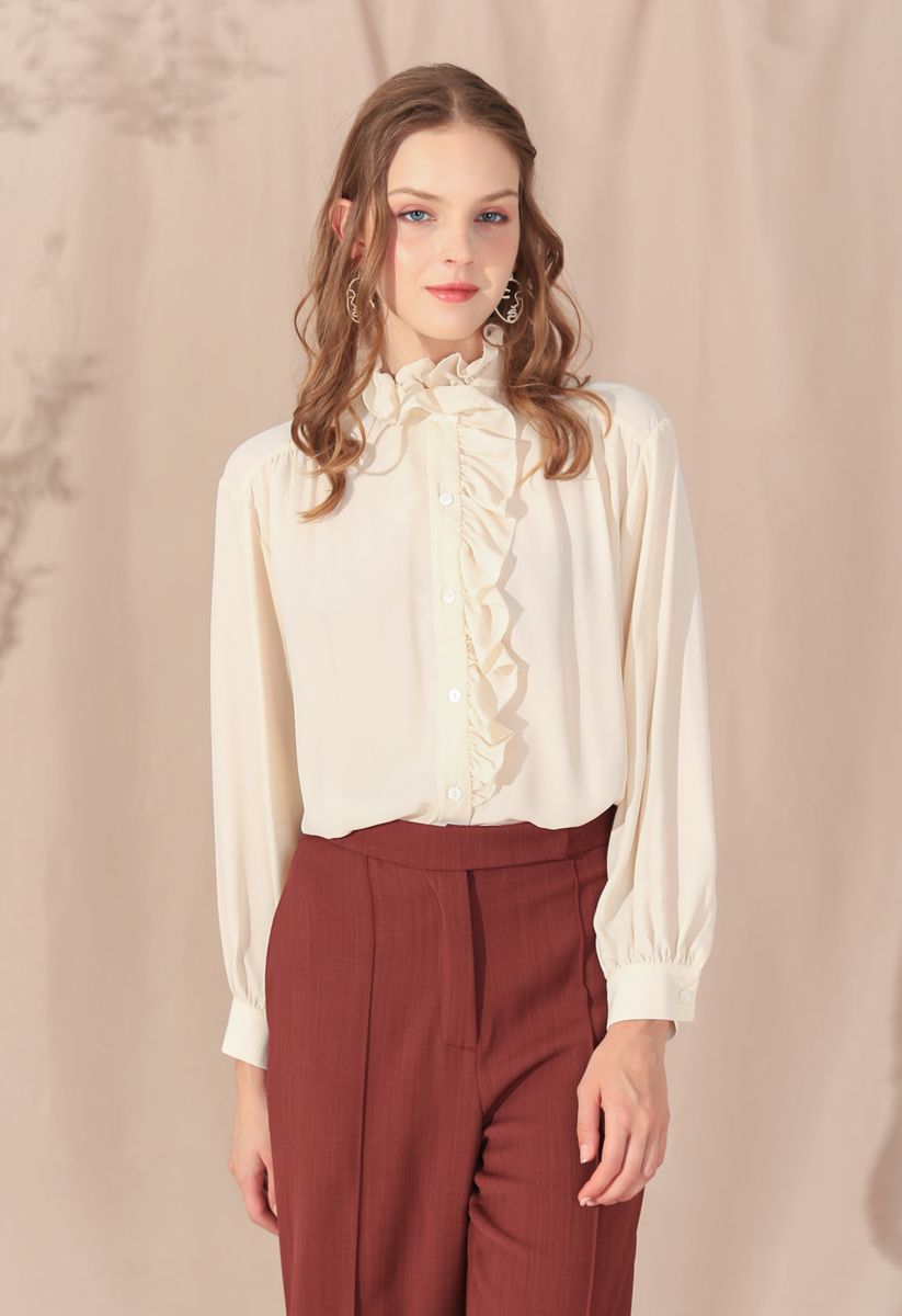 Chemise Hi-Lo boutonnée à volants en crème