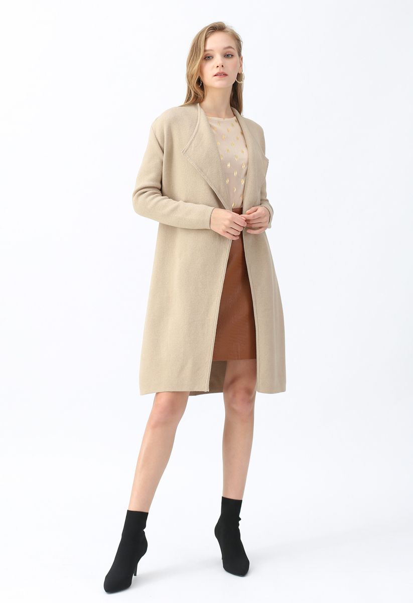 Manteau en tricot chic ouvert sur le devant en beige clair