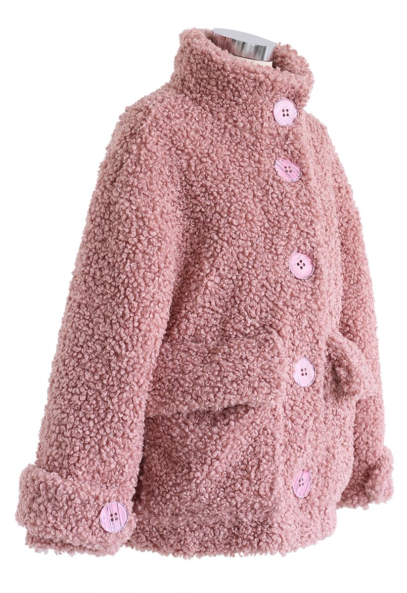 Manteau en peluche avec poche boutonnée en mauve