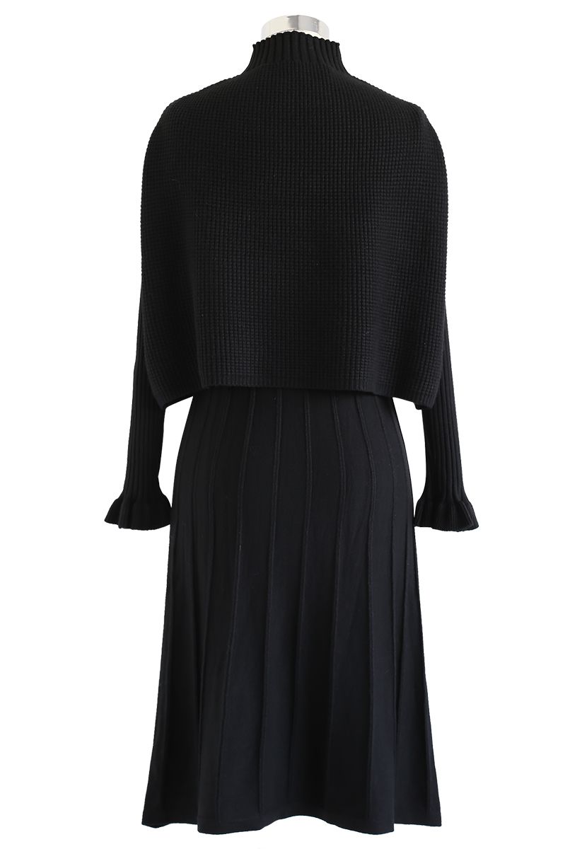 Robe Twinset en Tricot Plissée à Col Montant en Noir