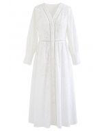 Robe mi-longue blanche unie brodée d'œillets