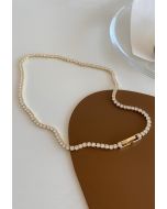 Collier plein de strass scintillant