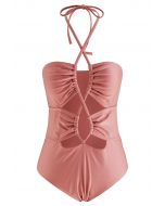 Maillot de bain à découpes croisées et dos nu en rose